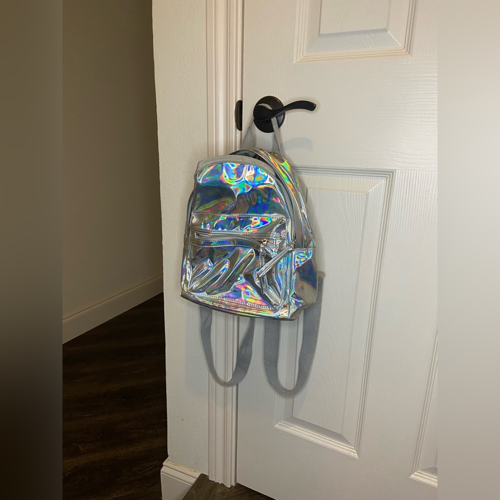 Small metallic 2 zipper back back with adjustable straps